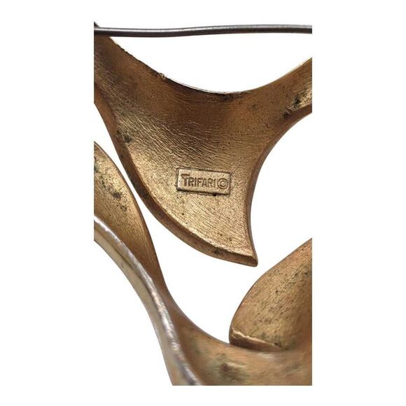 Vintage Crown Trifari Brooch Modernist Silvertone & Goldtone Wave - Picture 3 of 5